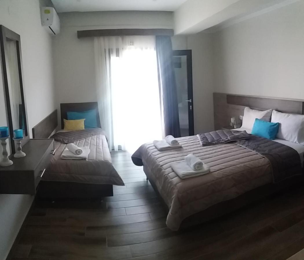Mama Kitsa Apartment Sarti Bagian luar foto